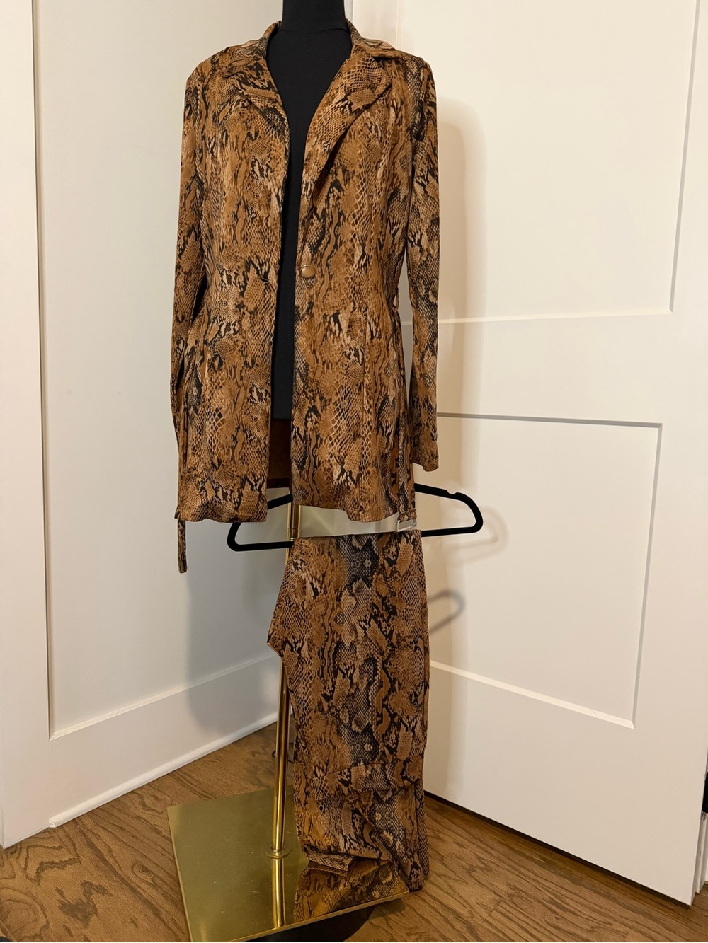 Fashion Nova Women’s Snake Print Long Jacket and Pant Set - 2pc matching set